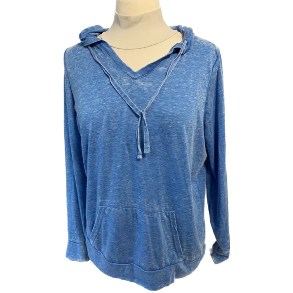 Super soft, Cyrus hoody, beautiful blue, size medium.